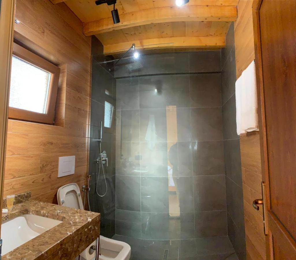 מלון שקודר Wooden House מראה חיצוני תמונה