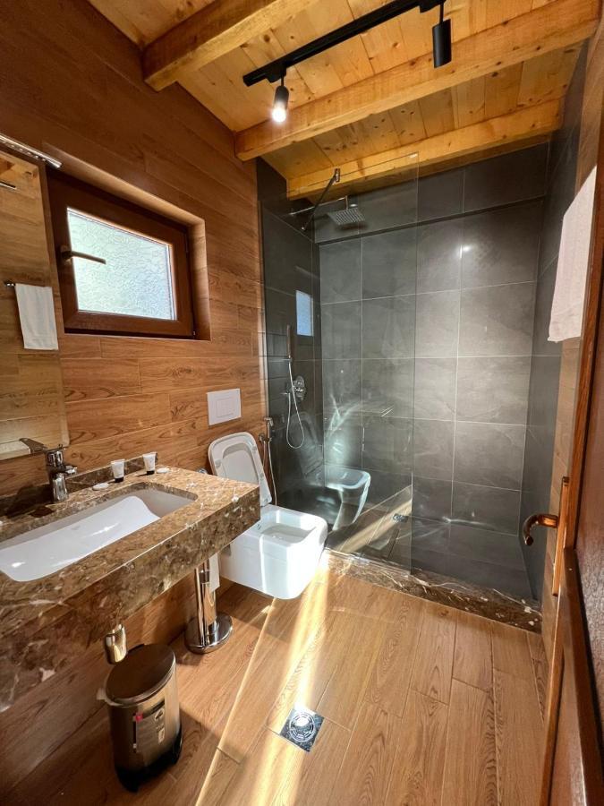 מלון שקודר Wooden House מראה חיצוני תמונה